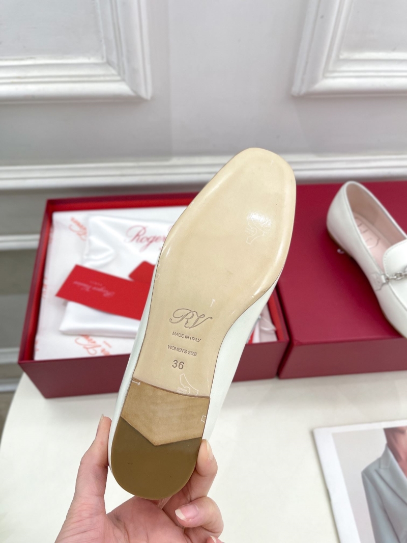 Roger Vivier flat shoes